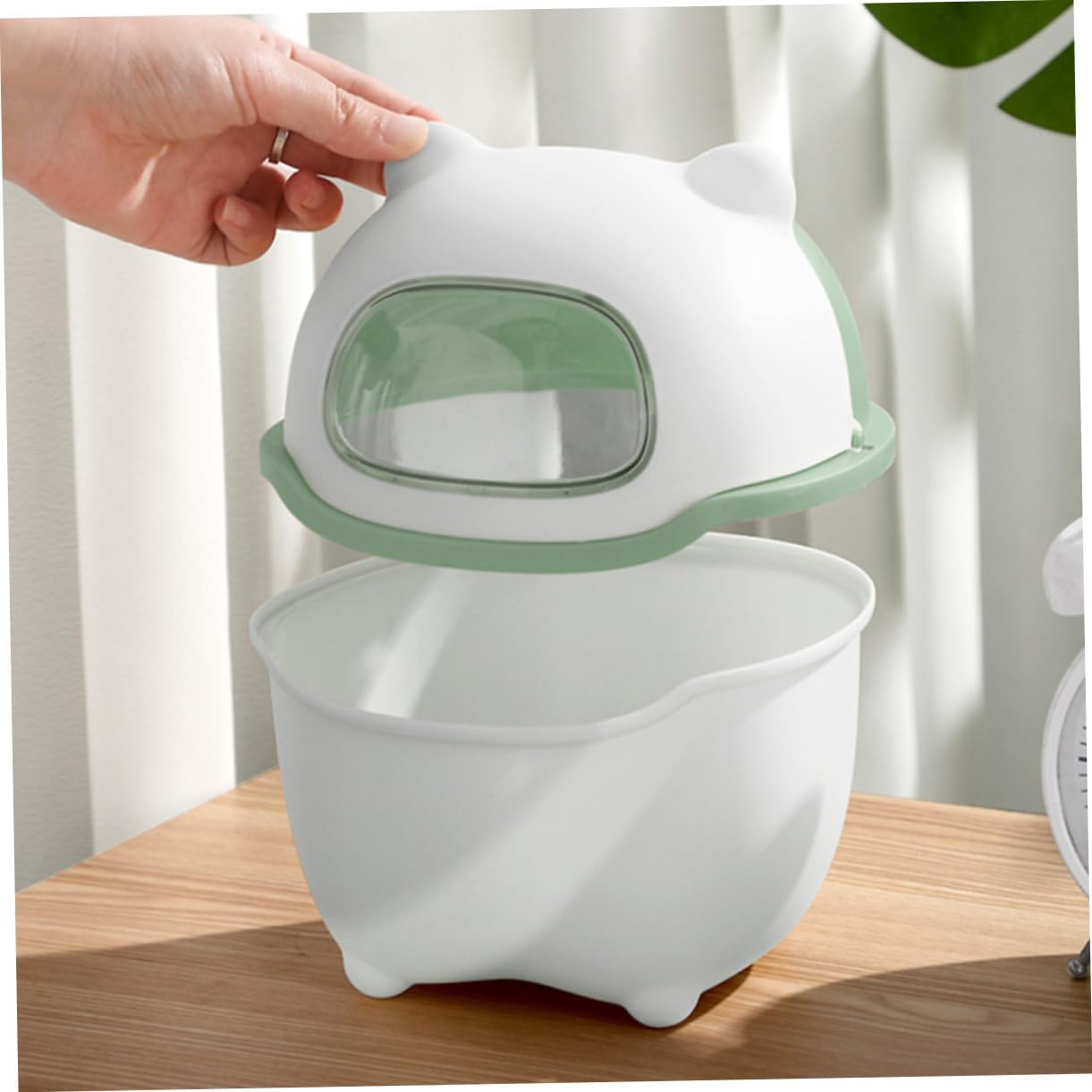 KEYOZA Trash Can Cartoon Bear Large Capacity Wide Opening Anti-slip with Lid Dust Case Flip Cover Mini Desktop Garbage Storage Bin (GREEN)